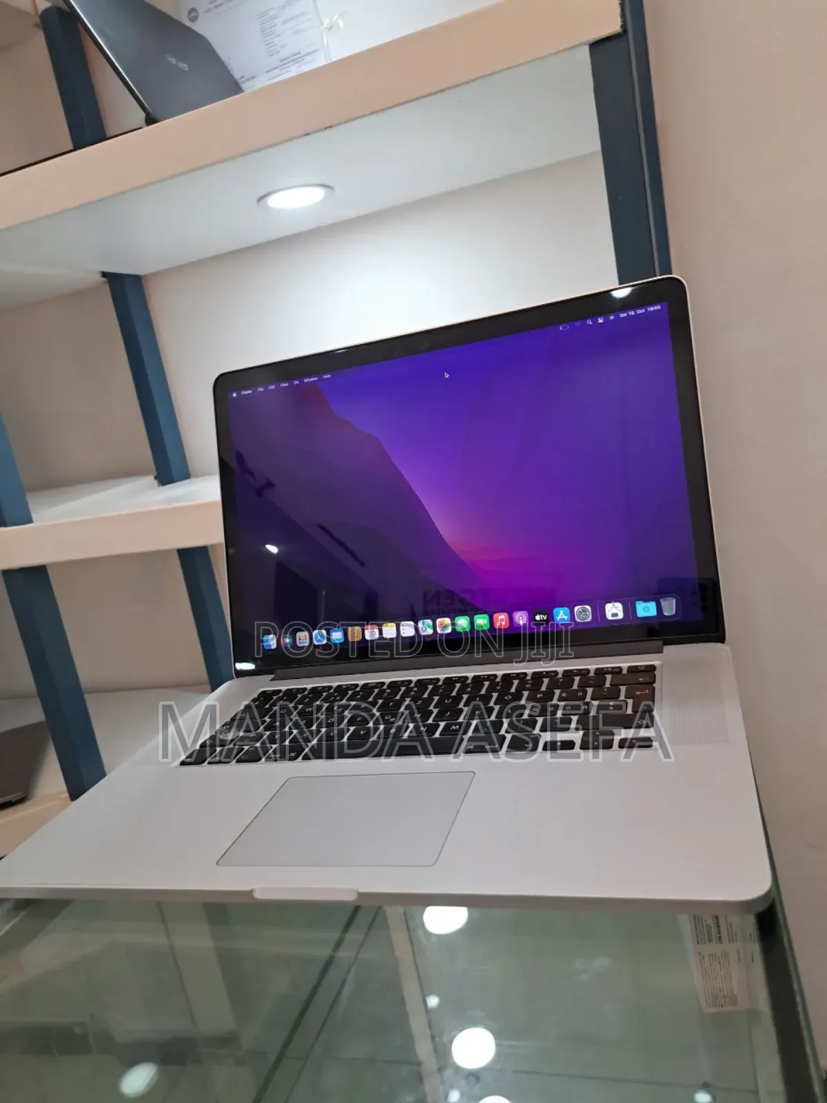 New Laptop Apple MacBook Pro 2015 16GB Intel Core I7 SSD 256GB