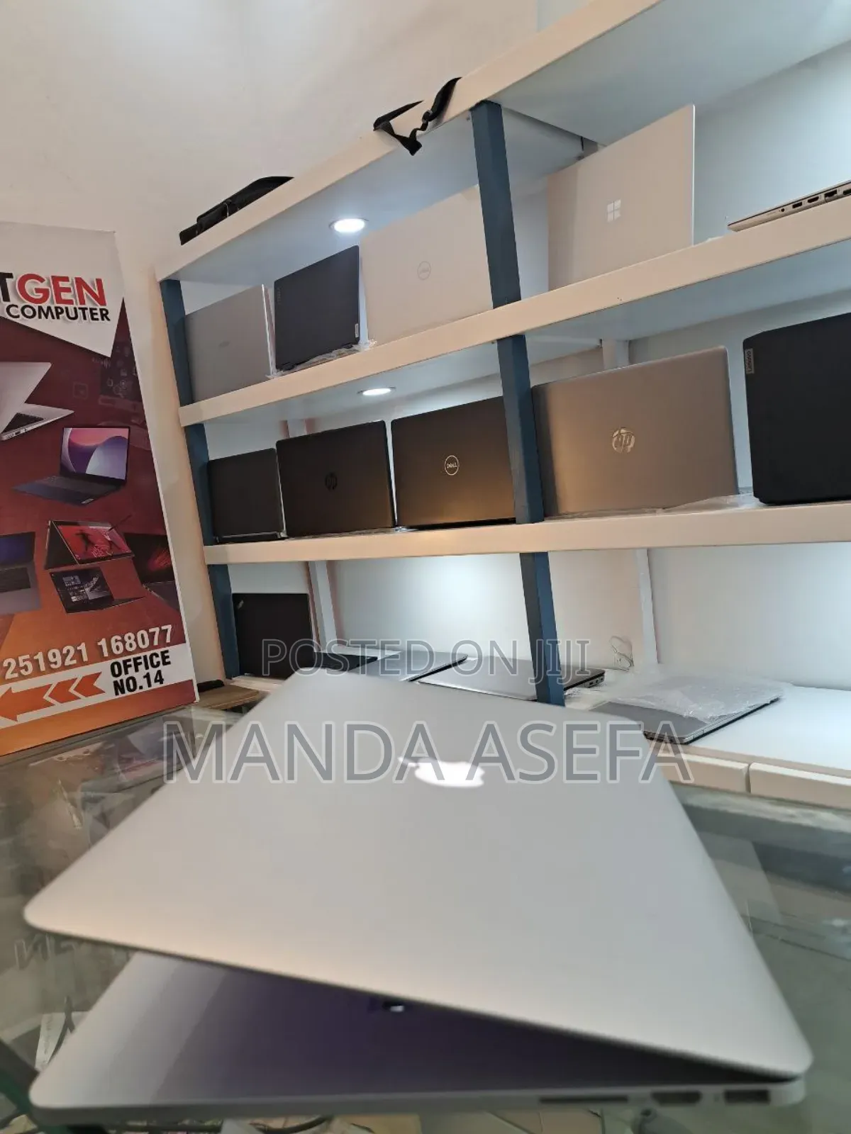 New Laptop Apple MacBook Pro 2015 16GB Intel Core I7 SSD 256GB