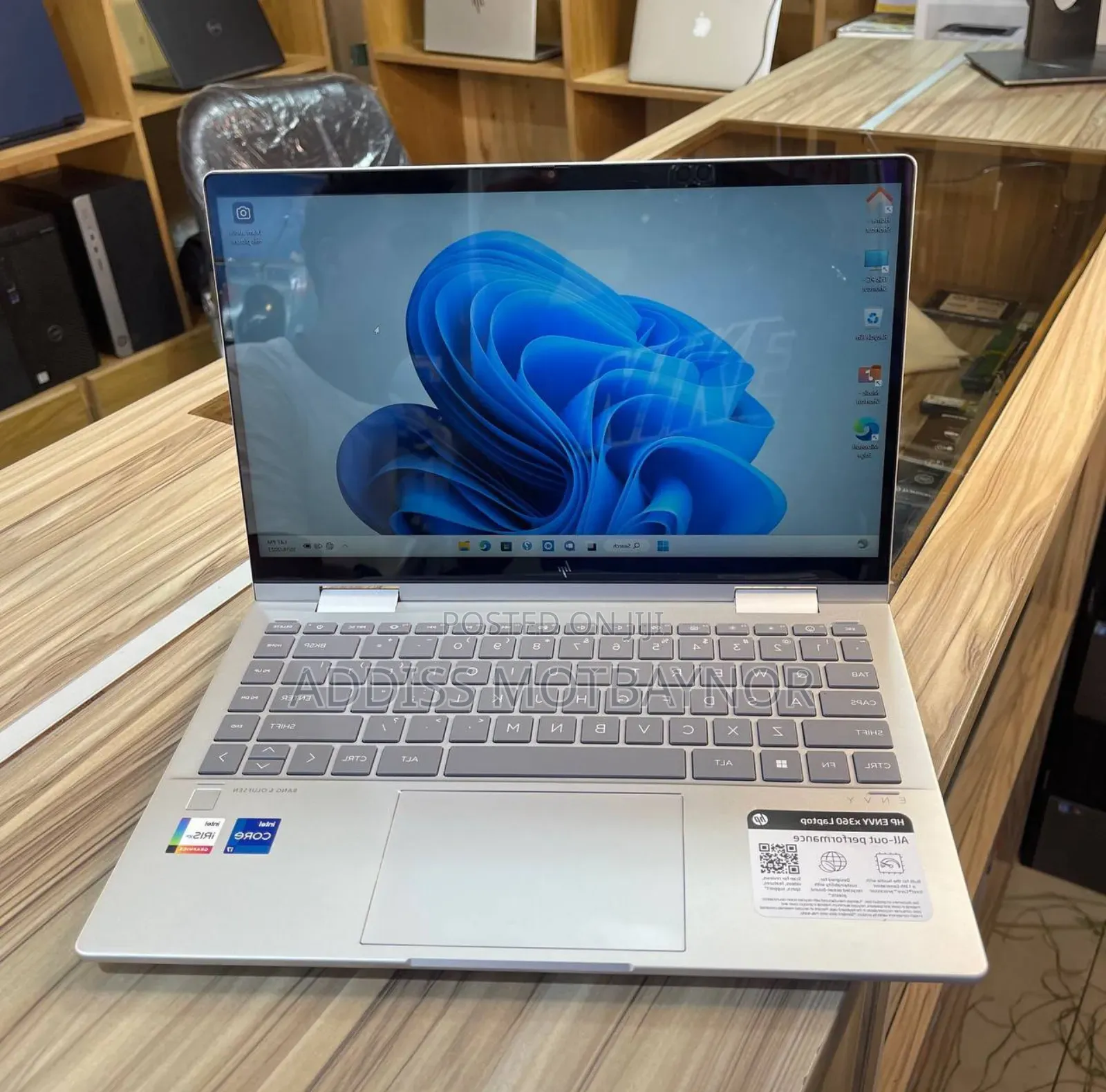 New Laptop HP Envy X360 16GB Intel Core I7 SSD 512GB