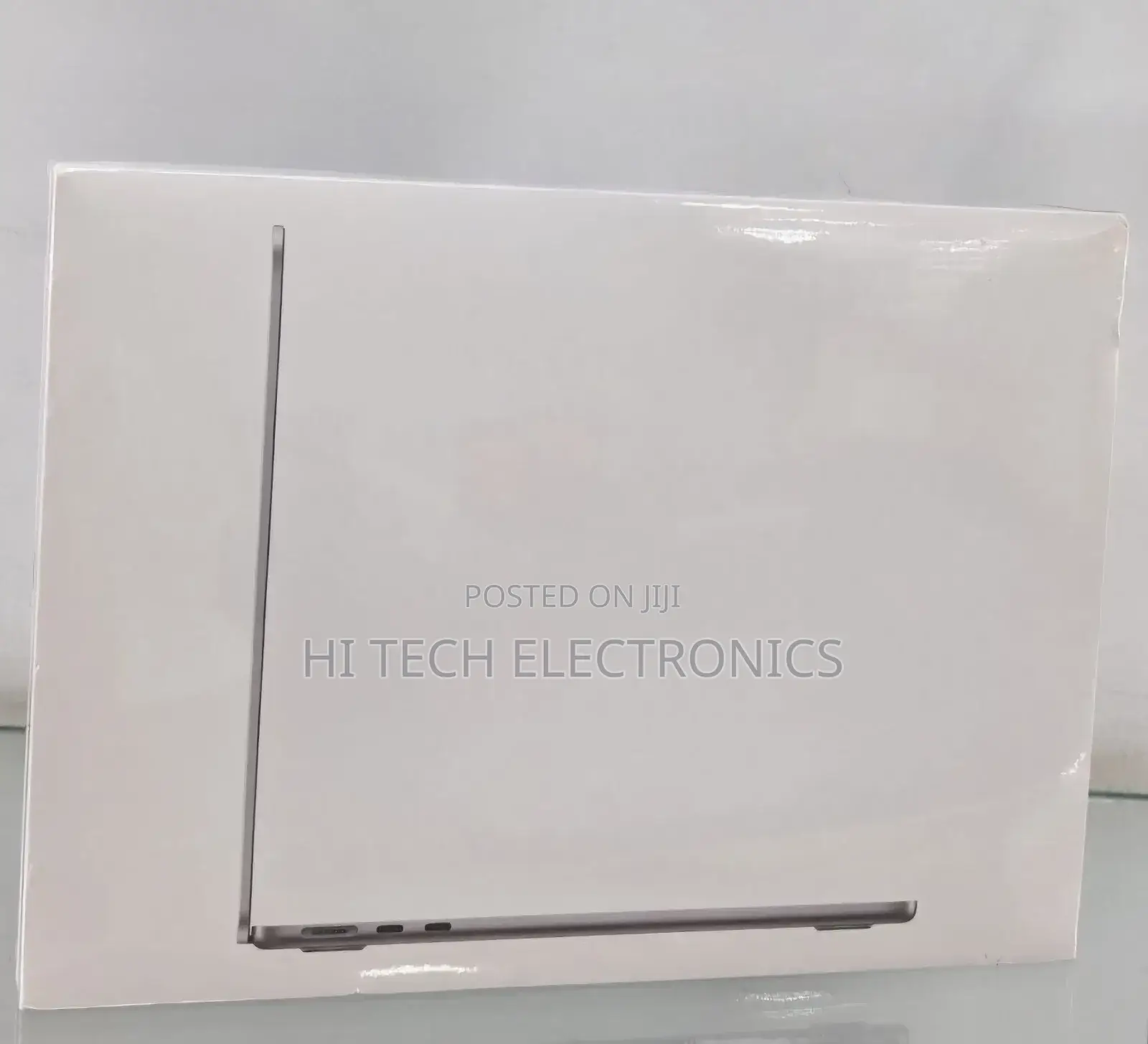 New Laptop Apple MacBook Air 2022 M2 8GB Apple M2 SSD 512GB