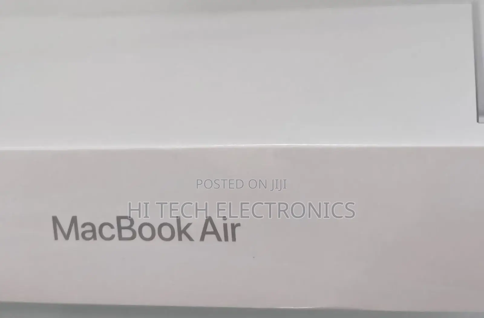 New Laptop Apple MacBook Air 2022 M2 8GB Apple M2 SSD 512GB