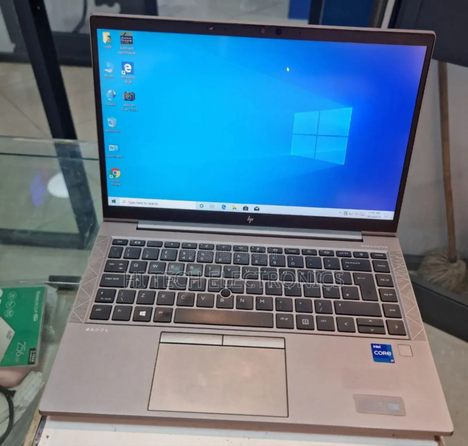 New Laptop HP ZBook Firefly G8 16GB Intel Core I7 SSD 512GB