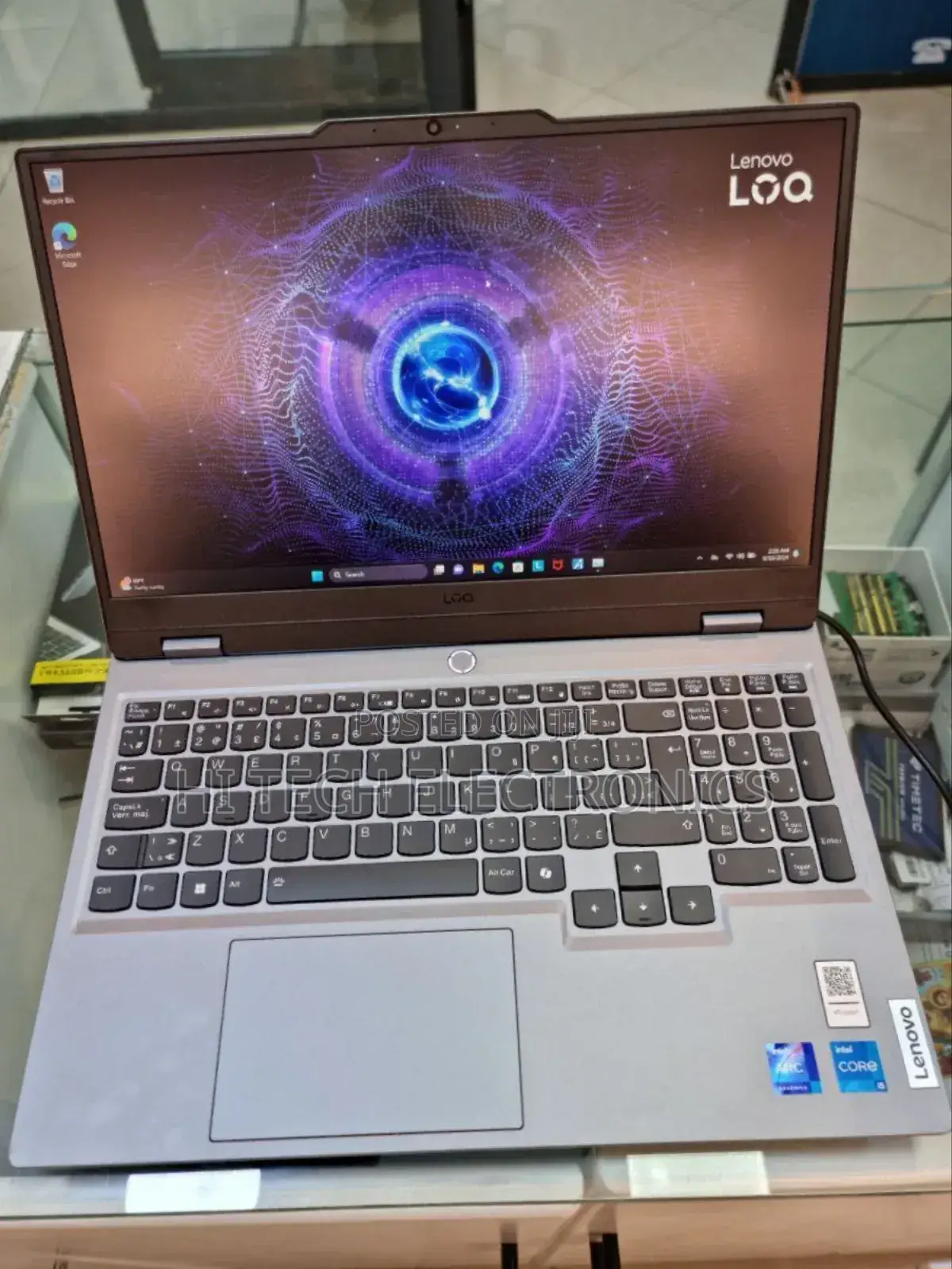 New Laptop Lenovo LOQ 15IRH8 16GB Intel Core I5 SSD 512GB