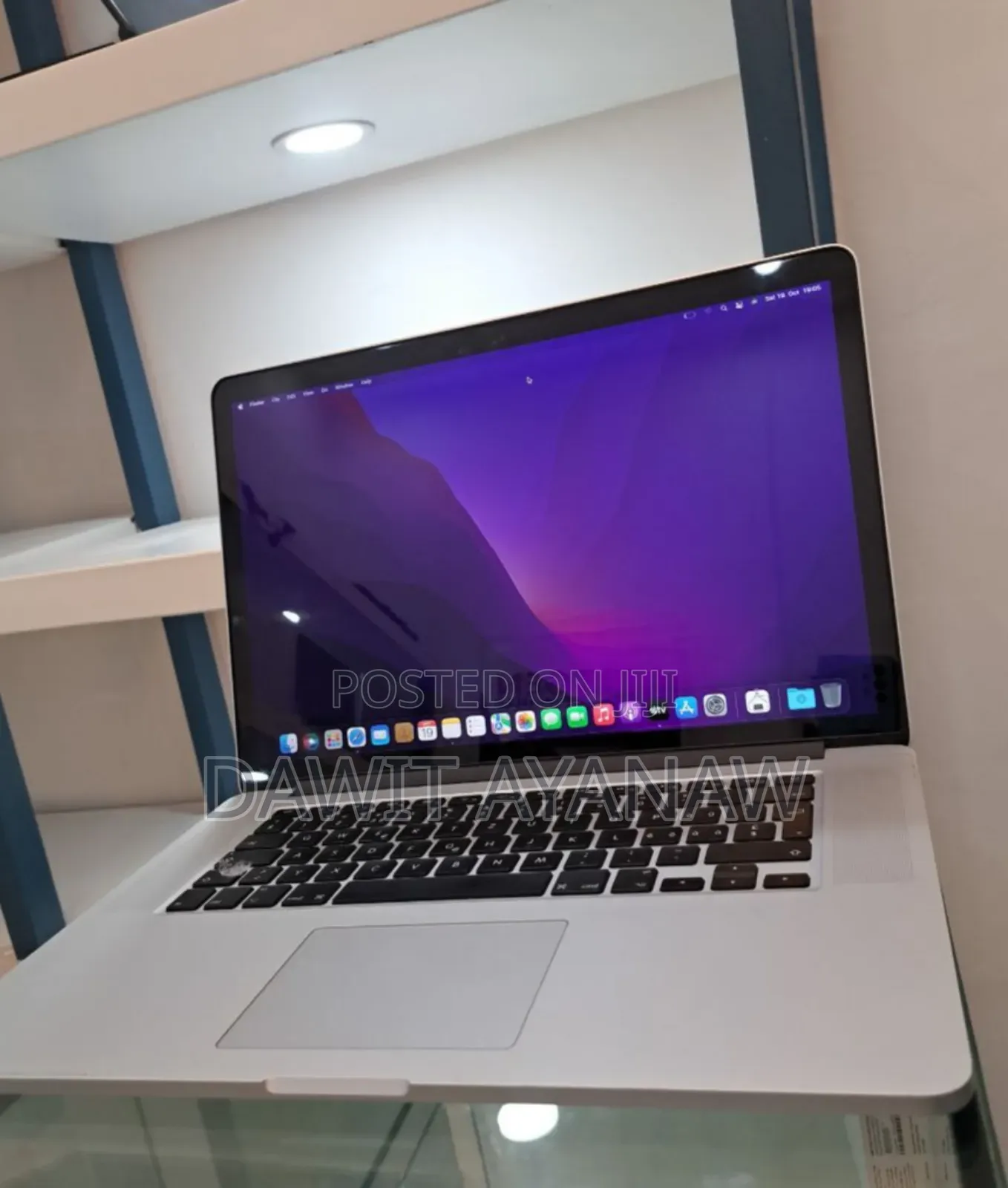 New Laptop Apple MacBook Pro 2015 16GB Intel Core I7 SSD 256GB