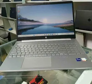 New Laptop HP Stream Notebook 8GB Intel Core I7 SSD 512GB