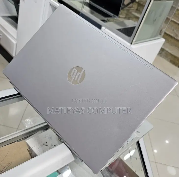 New Laptop HP Pavilion 10 16GB Intel Core I5 SSD 256GB