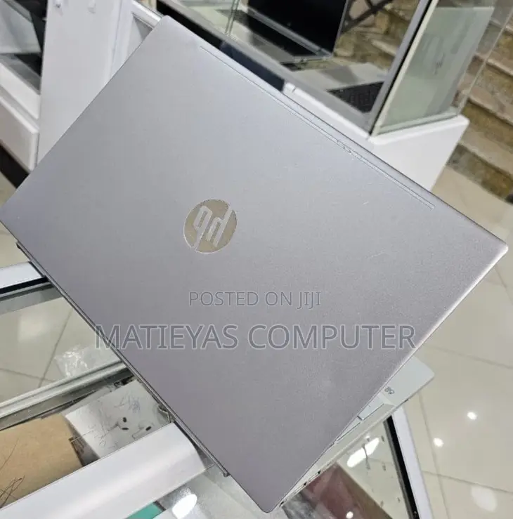 New Laptop HP Pavilion 10 16GB Intel Core I5 SSD 256GB