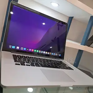 New Laptop Apple MacBook Pro 2015 16GB Intel Core I7 SSD 256GB