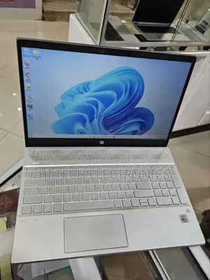 New Laptop HP Pavilion 15 16GB Intel Core I5 SSD 256GB