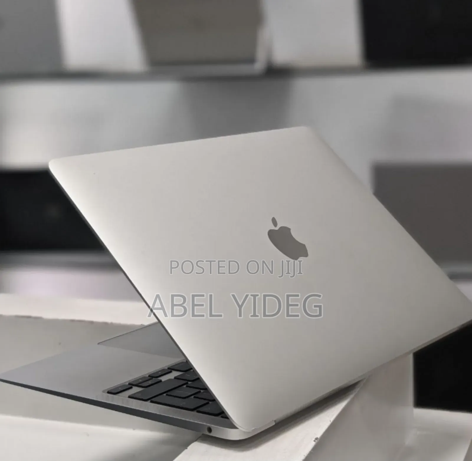 New Laptop Apple MacBook Air 2020 M1 16GB Apple M1 SSD 512GB
