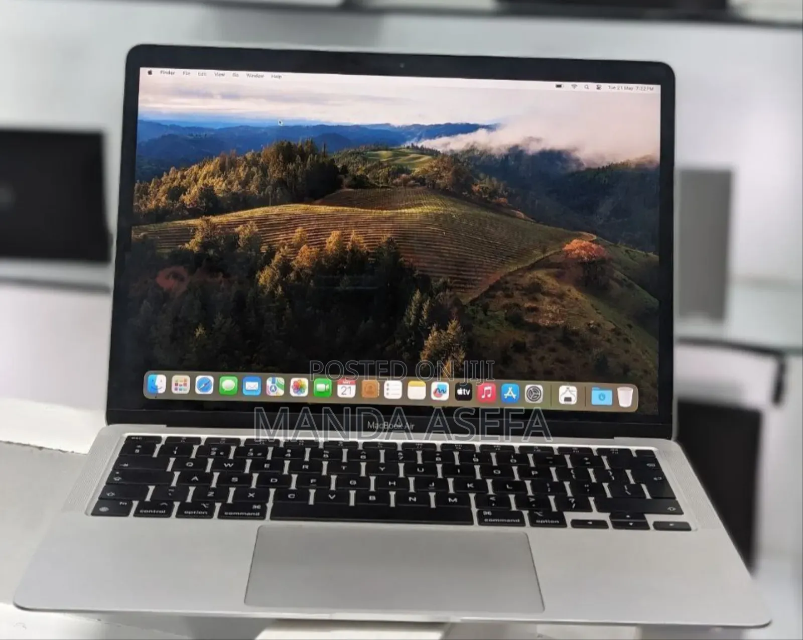 New Laptop Apple MacBook Air 16GB Apple M1 SSD 512GB