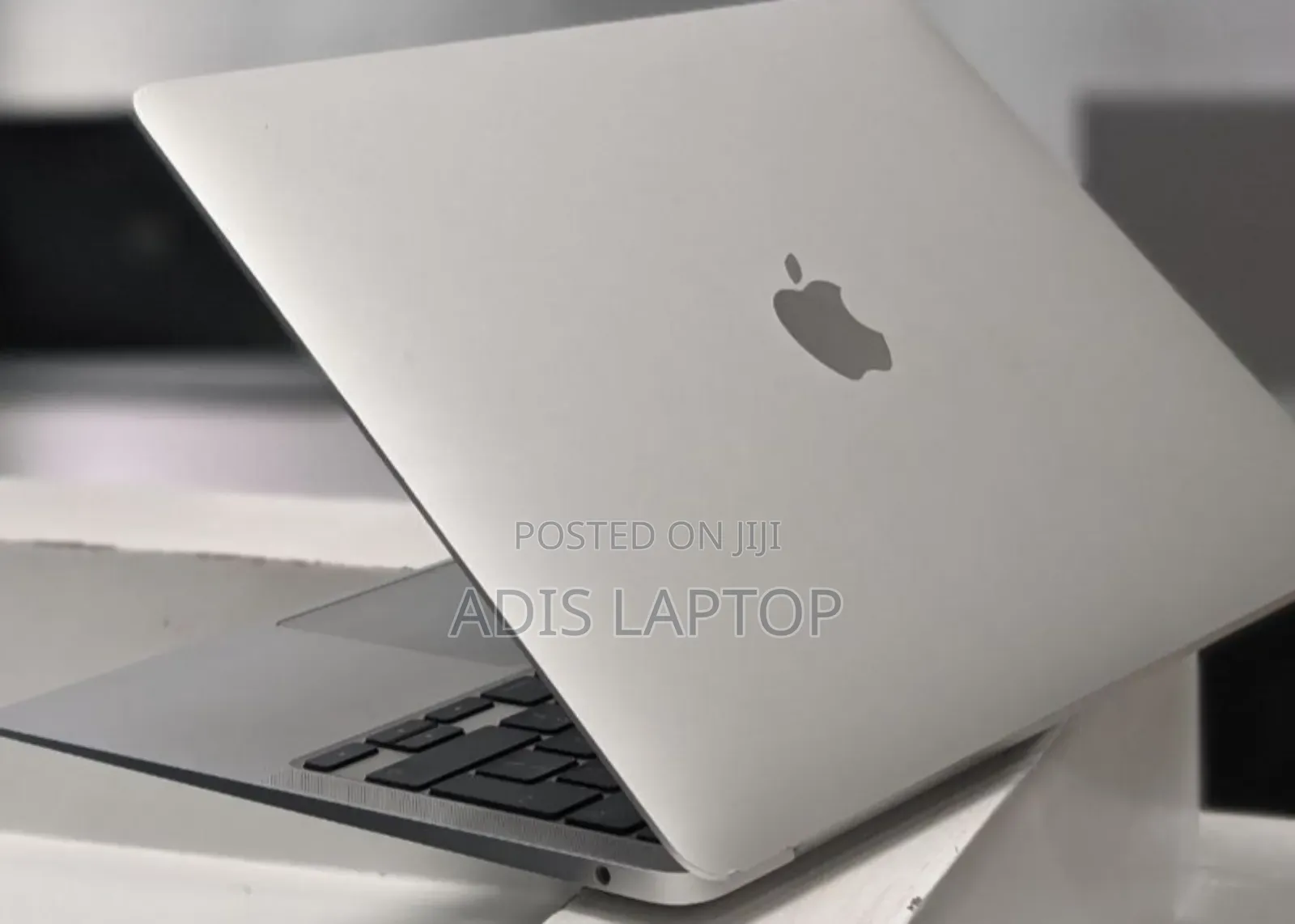 New Laptop Apple MacBook Air 16GB Apple M1 SSD 512GB