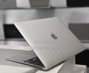 Photo - New Laptop Apple MacBook Pro M1 16GB Apple M1 SSD 512GB