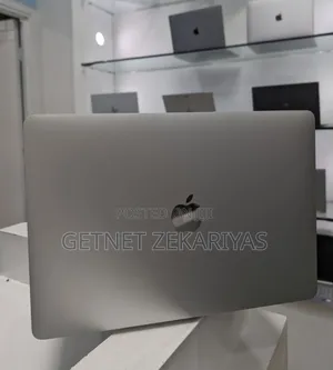 New Laptop Apple MacBook Air 16GB Apple M1 SSD 512GB