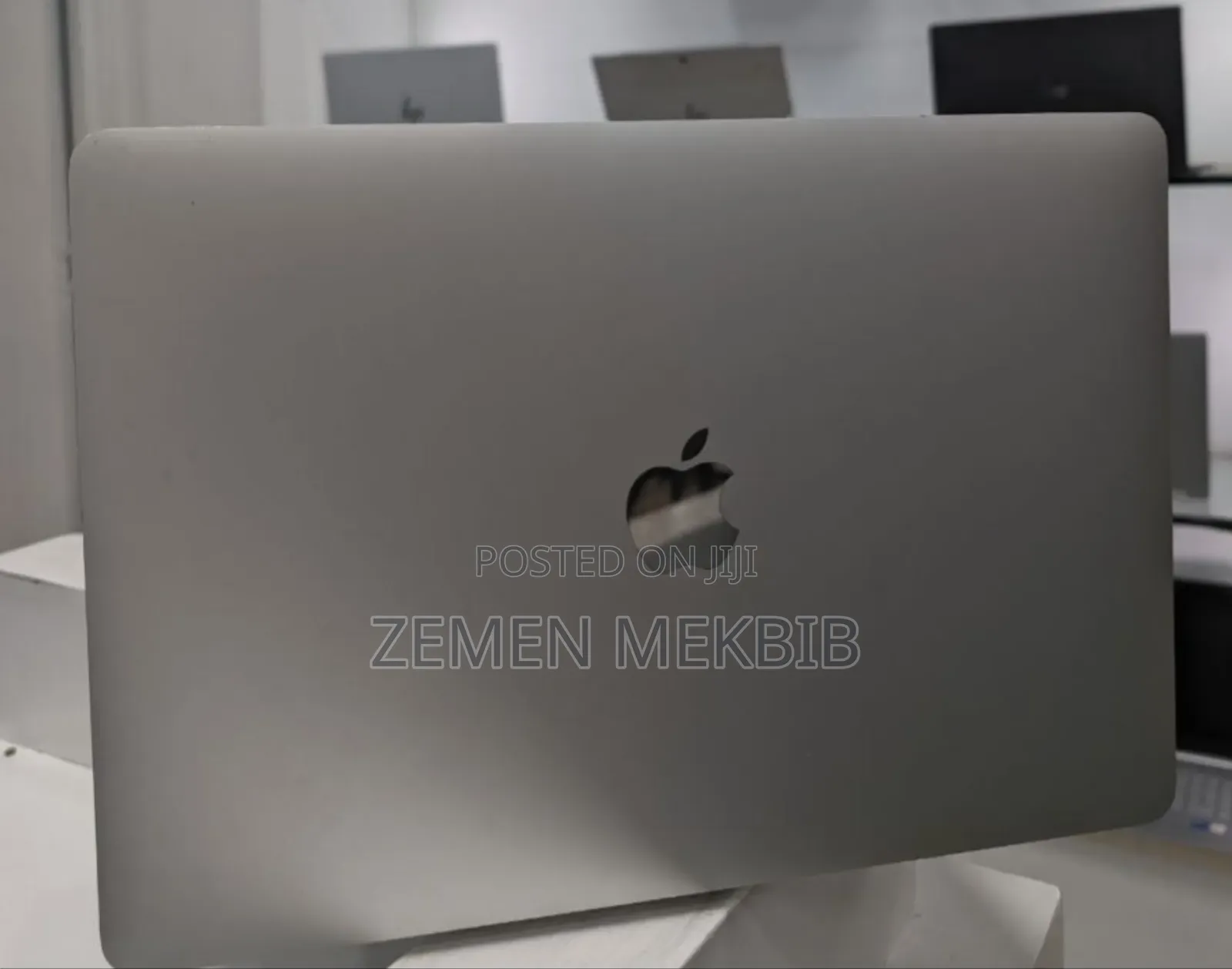 New Laptop Apple MacBook Air 2020 M1 16GB Intel Core I7 SSD 512GB