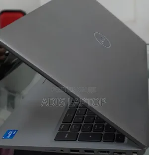 Photo - New Laptop Dell Latitude 5530 16GB Intel Core I5 SSD 512GB