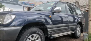 Toyota Land Cruiser 4x4 2004 Blue