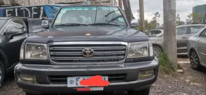 Toyota Land Cruiser 4x4 2004 Blue