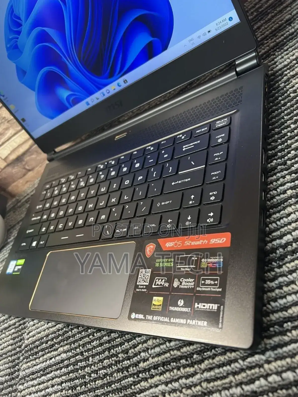 New Laptop MSI GS65 Stealth Thin 8RF 32GB Intel Core I7 SSD 512GB