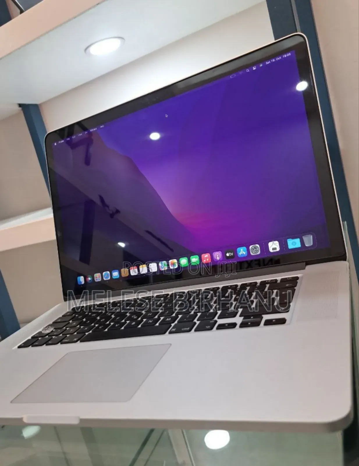New Laptop Apple MacBook Pro 2015 16GB Intel Core I7 SSD 256GB