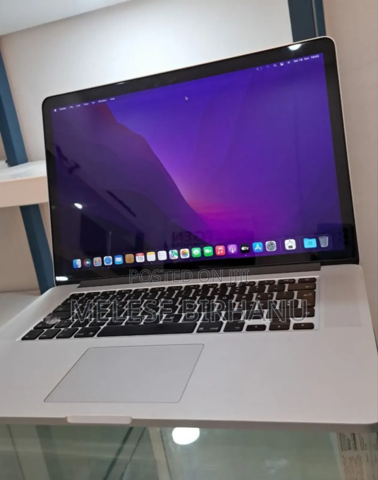 New Laptop Apple MacBook Pro 2015 16GB Intel Core I7 SSD 256GB