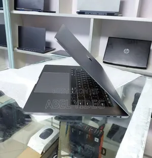 New Laptop Apple MacBook Pro 2019 16GB Intel Core I9 SSD 1T