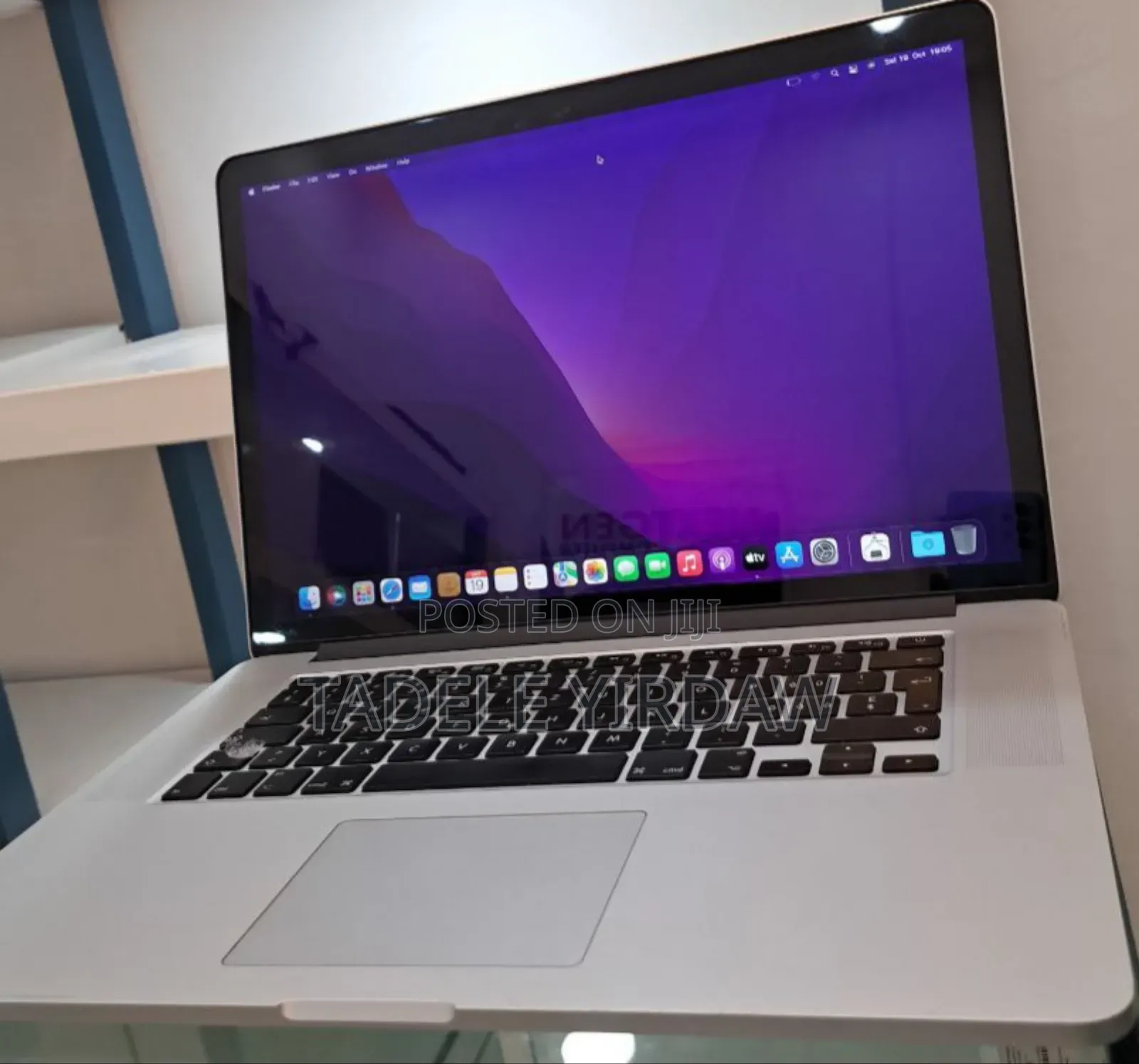 New Laptop Apple MacBook Pro 2015 16GB Intel Core I7 SSD 256GB