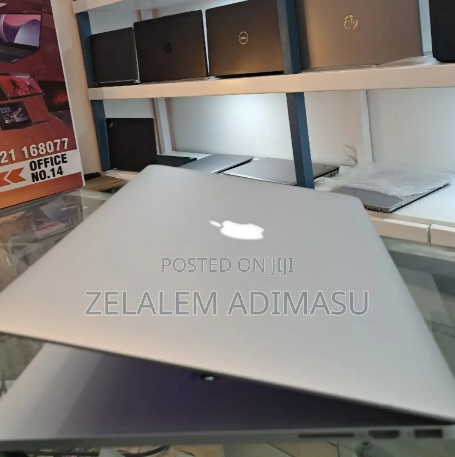 New Laptop Apple MacBook Pro 2015 16GB Intel Core I7 SSD 256GB