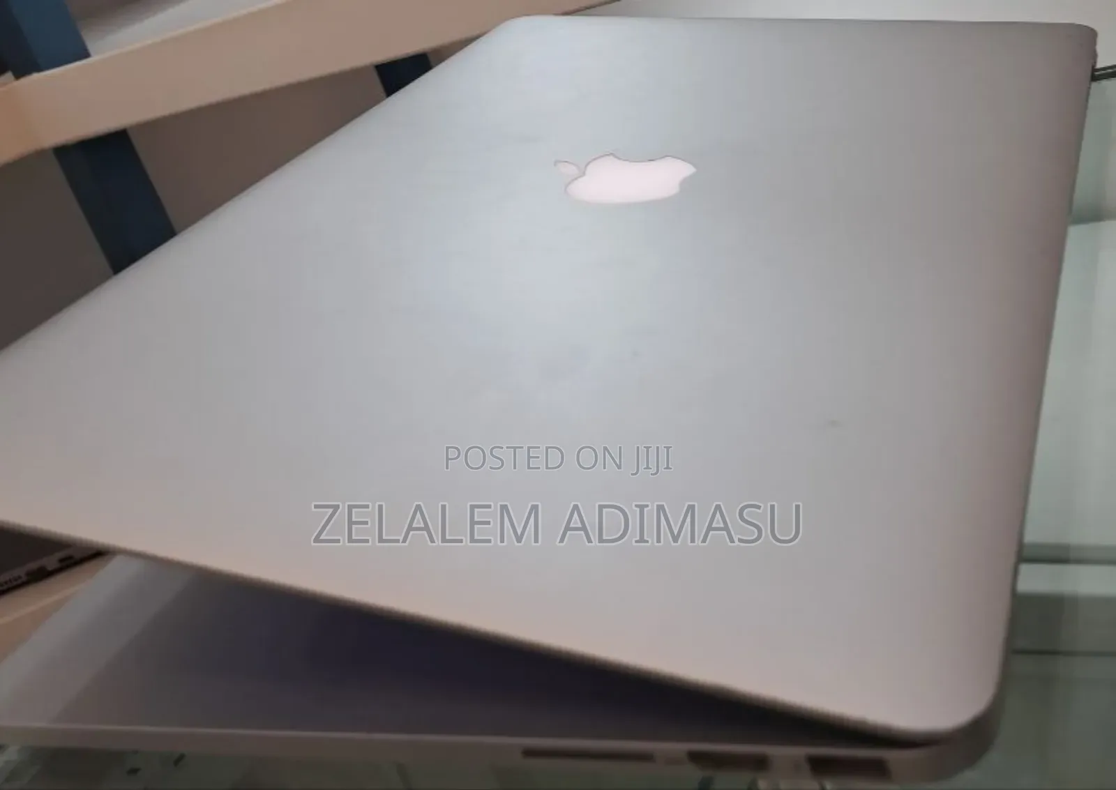 New Laptop Apple MacBook Pro 2015 16GB Intel Core I7 SSD 256GB