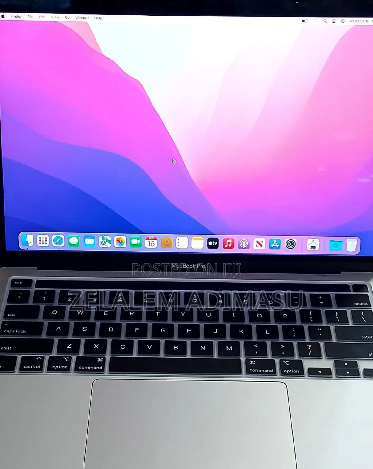 New Laptop Apple MacBook Pro 2022 M2 8GB Intel Core I7 SSD 512GB