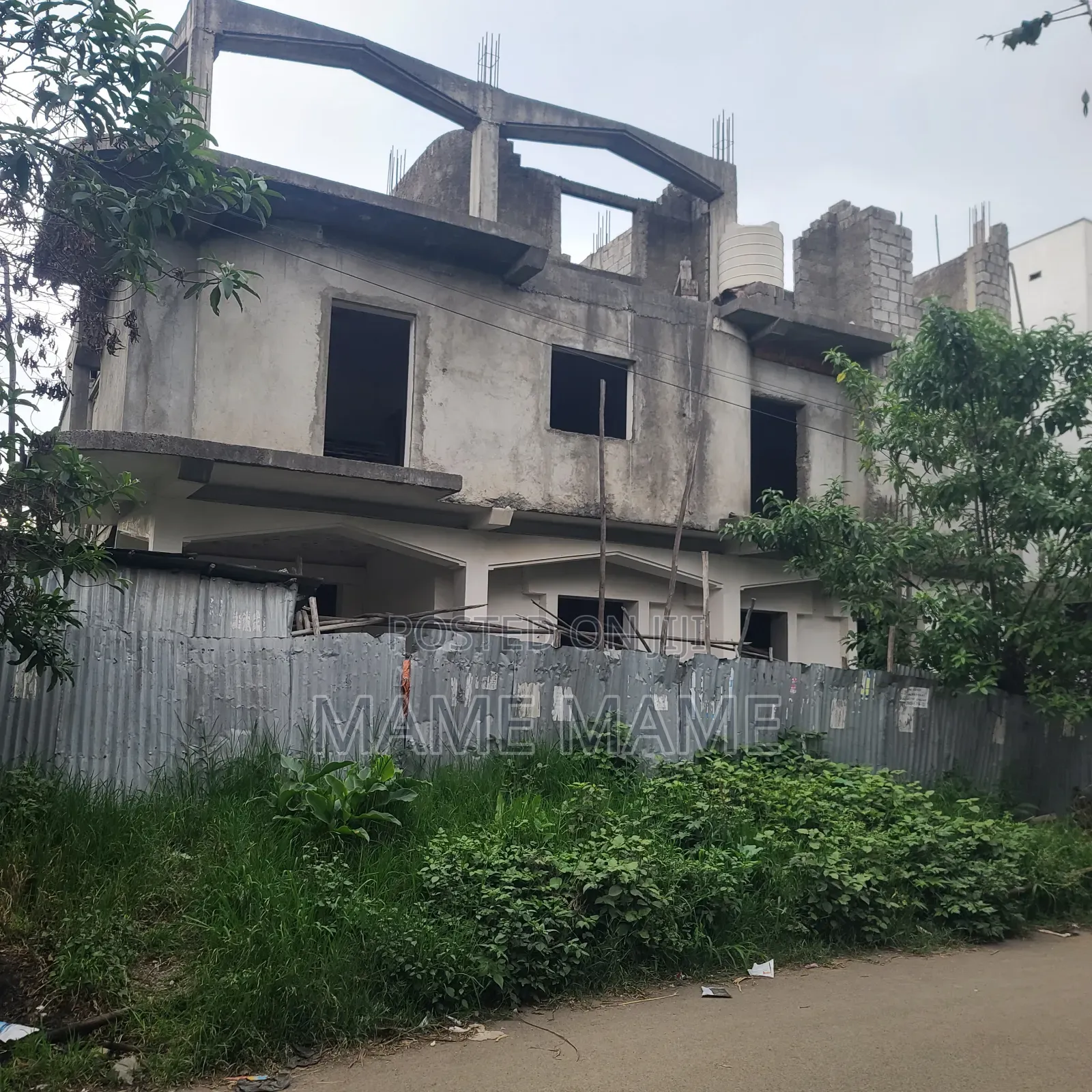 7bdrm House in Addis Abeba, Bole for sale