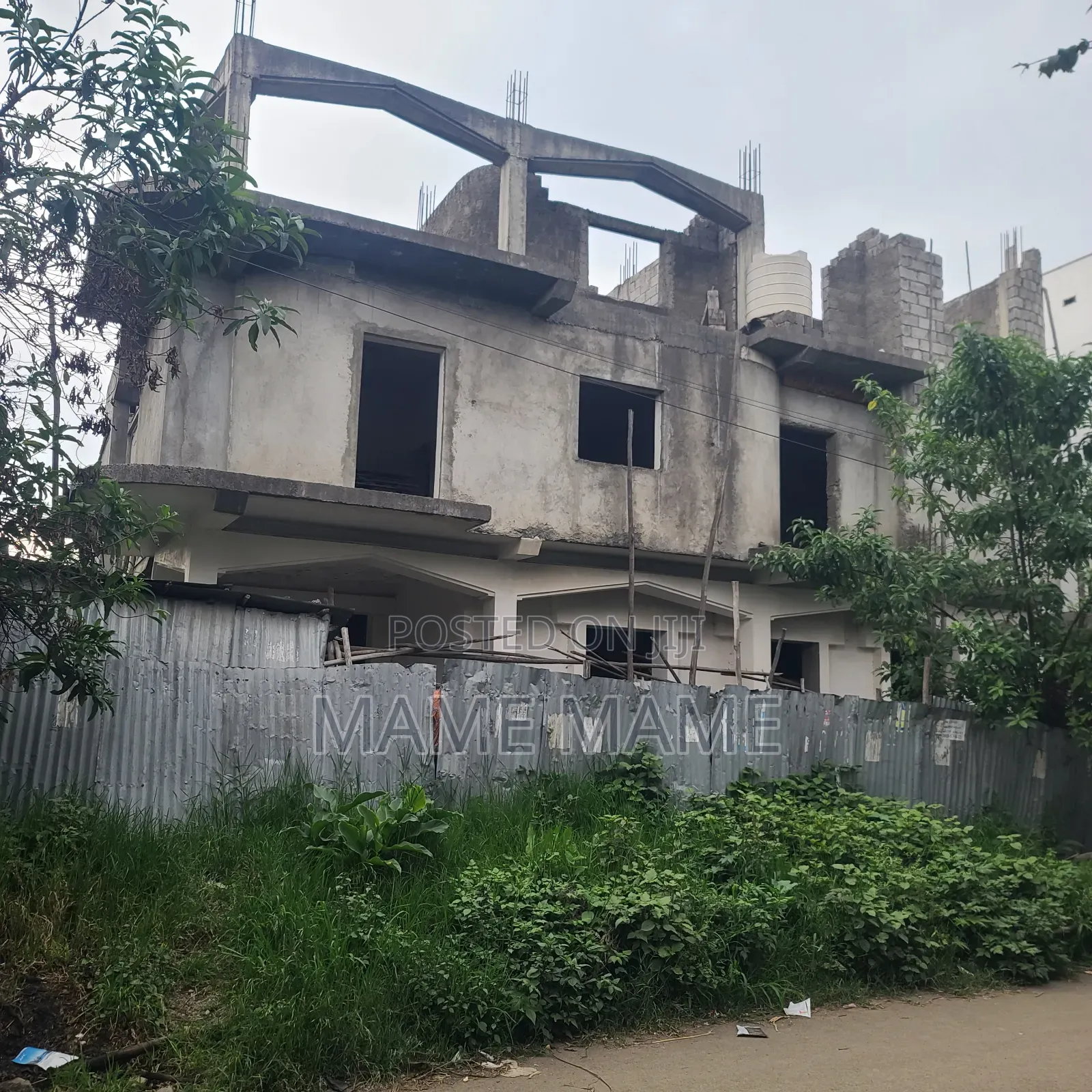 7bdrm House in Addis Abeba, Bole for sale