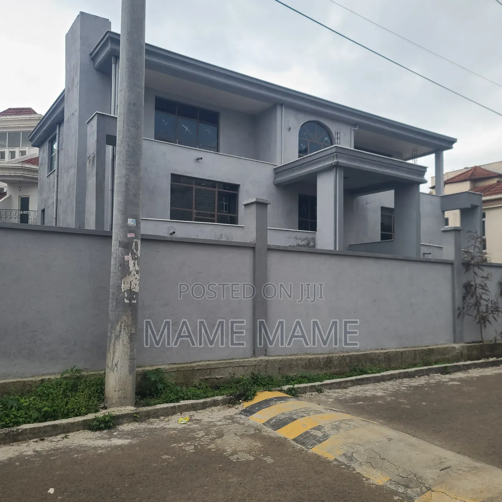 10bdrm House in Addis Abeba, Bole for sale