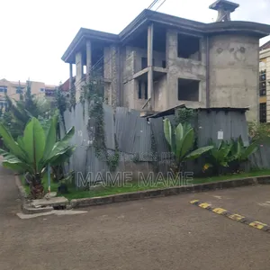 8bdrm House in Addis Abeba, Bole for sale