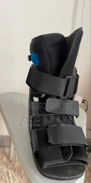 Short Air Cam Walker Fracture Boot