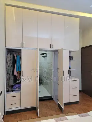 Walk in Wardrobes Priced Per Square Meter