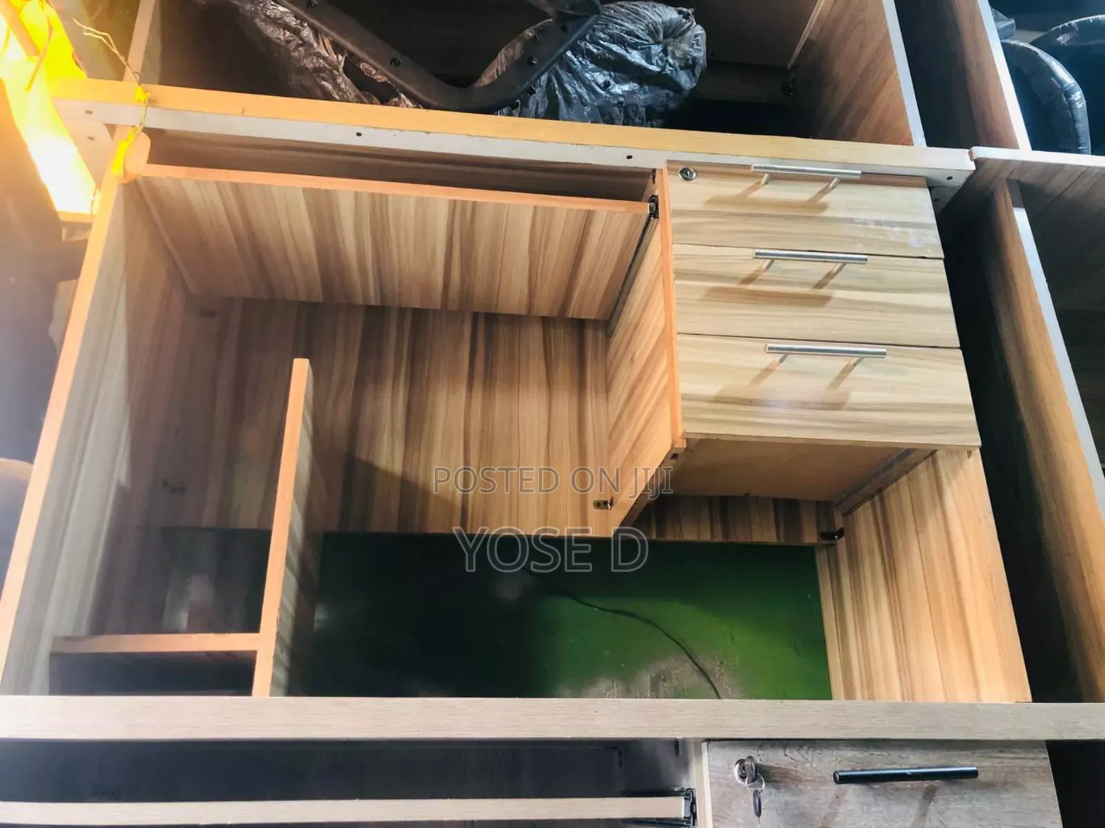 Best New Office Tables