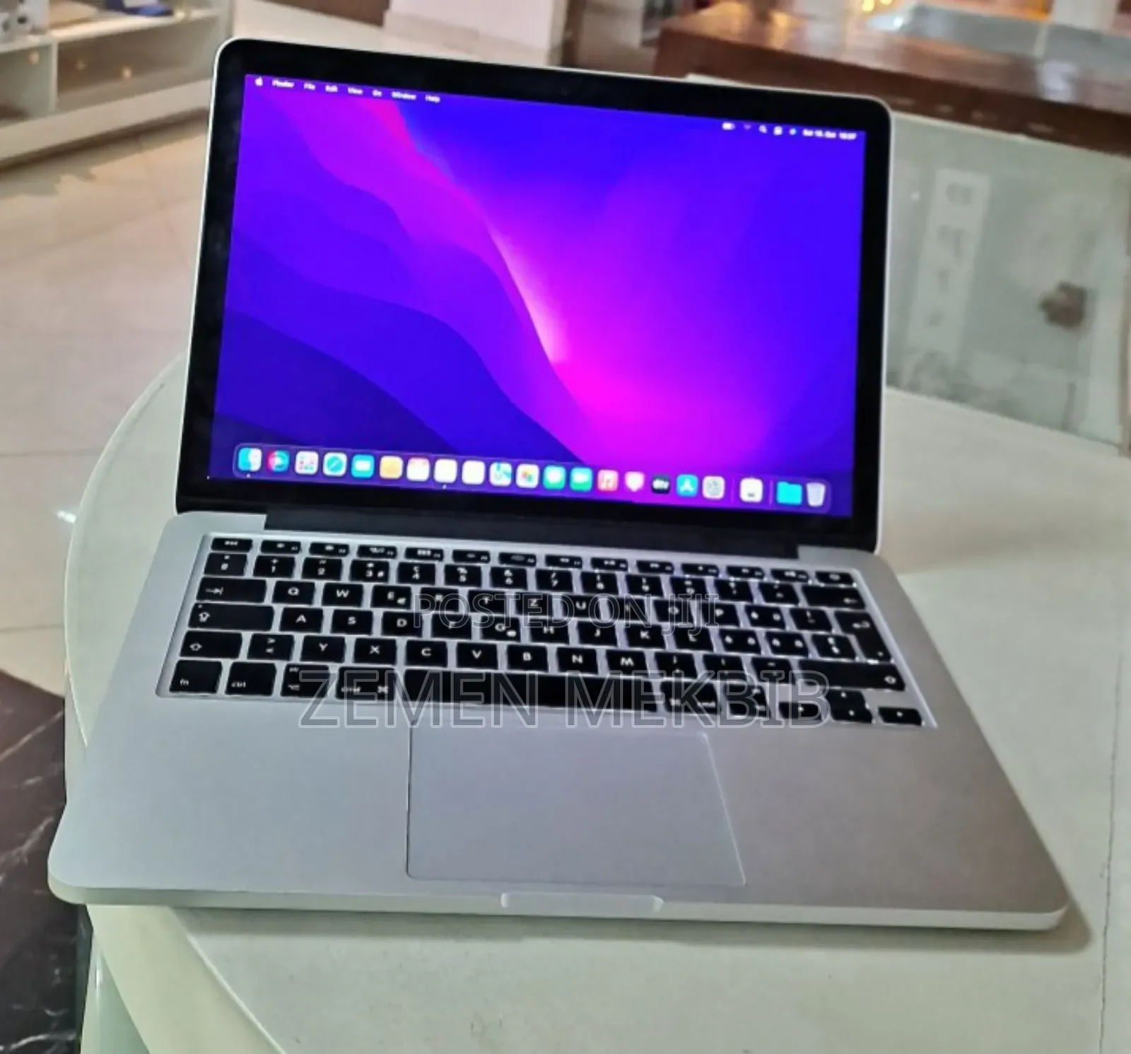 New Laptop Apple MacBook Air 2015 8GB Intel Core I5 SSD 256GB