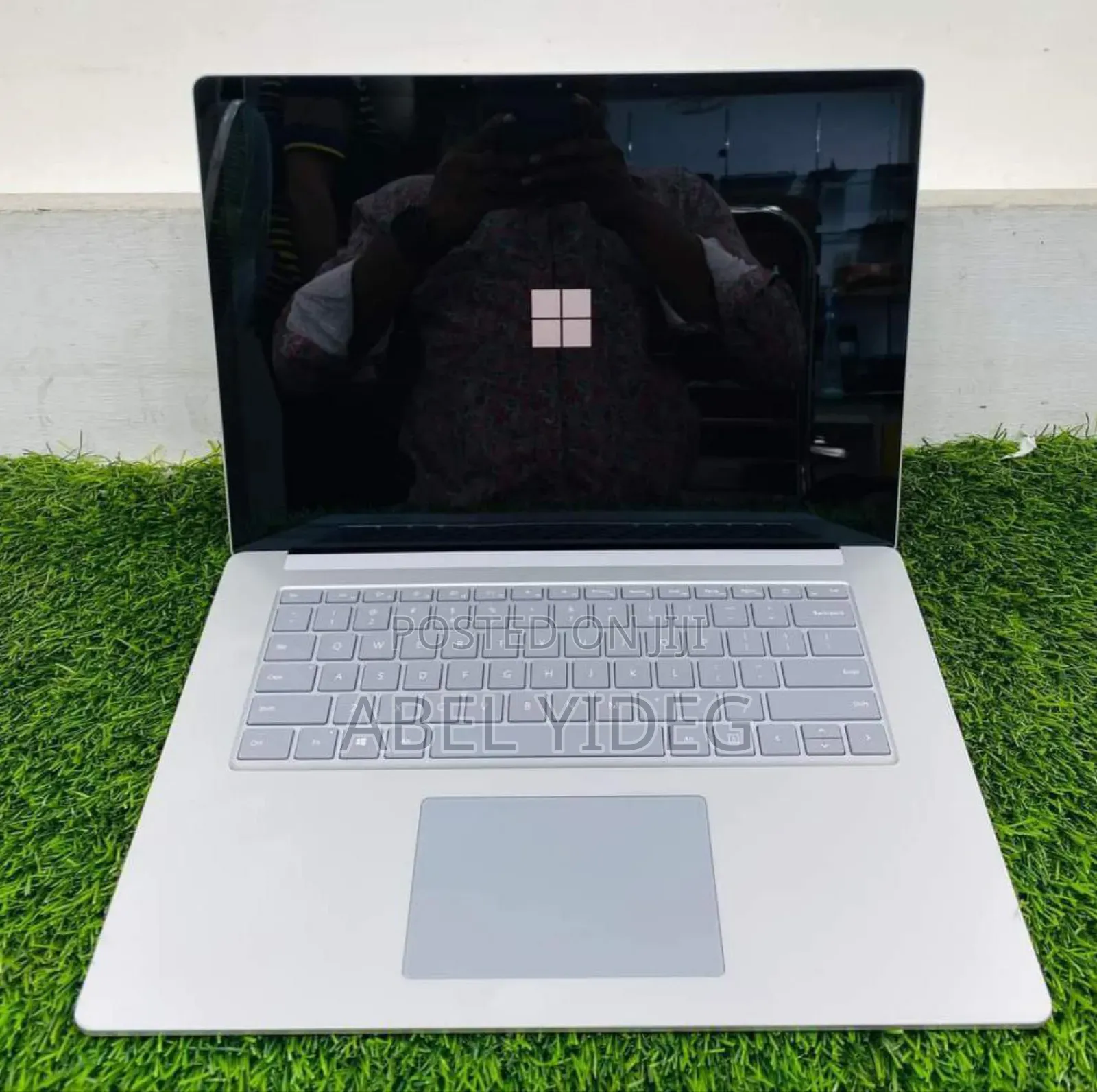 New Laptop Microsoft Surface 16GB Intel Core I7 SSD 256GB