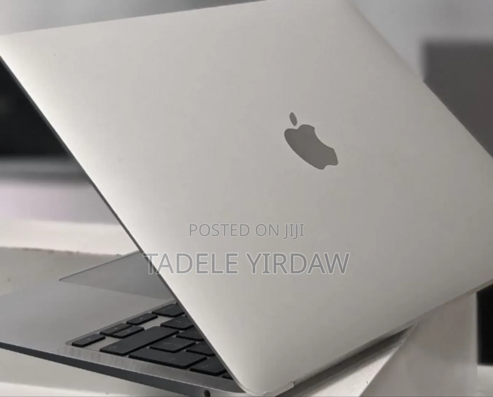New Laptop Apple MacBook Air 2020 M1 16GB Apple M1 SSD 512GB