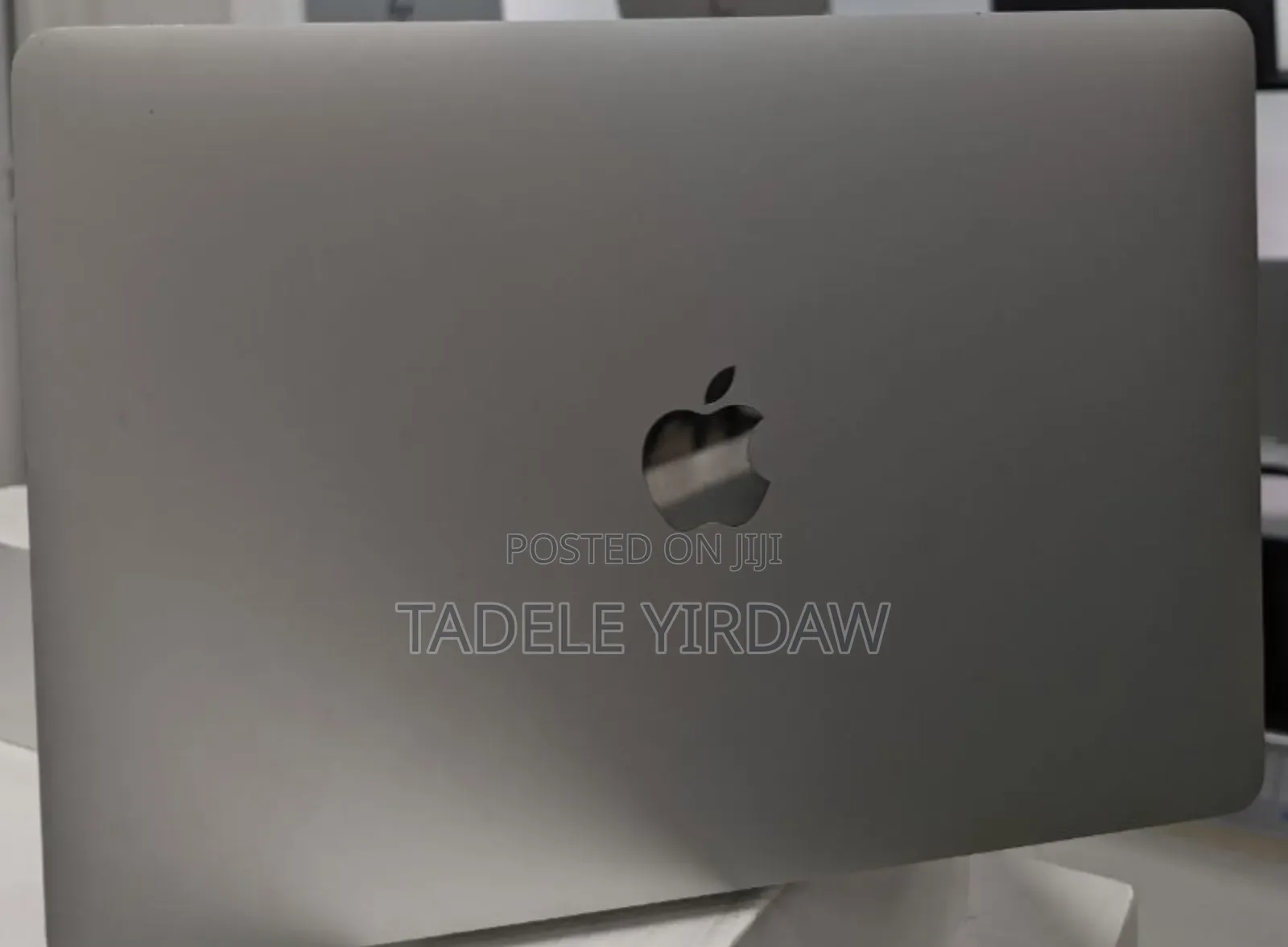 New Laptop Apple MacBook Air 2020 M1 16GB Apple M1 SSD 512GB