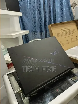 New Laptop Asus ROG Zephyrus G15 32GB AMD Ryzen 9 SSD 1T