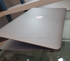 New Laptop Apple MacBook Pro 2015 16GB Intel Core I7 SSD 256GB