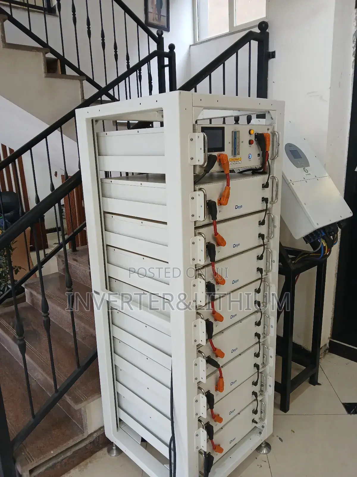 ጀነሬተር (ድምጽ እና ጪስ አልባ መሆናቸዉ ለየት ያደርጋቸዋል)