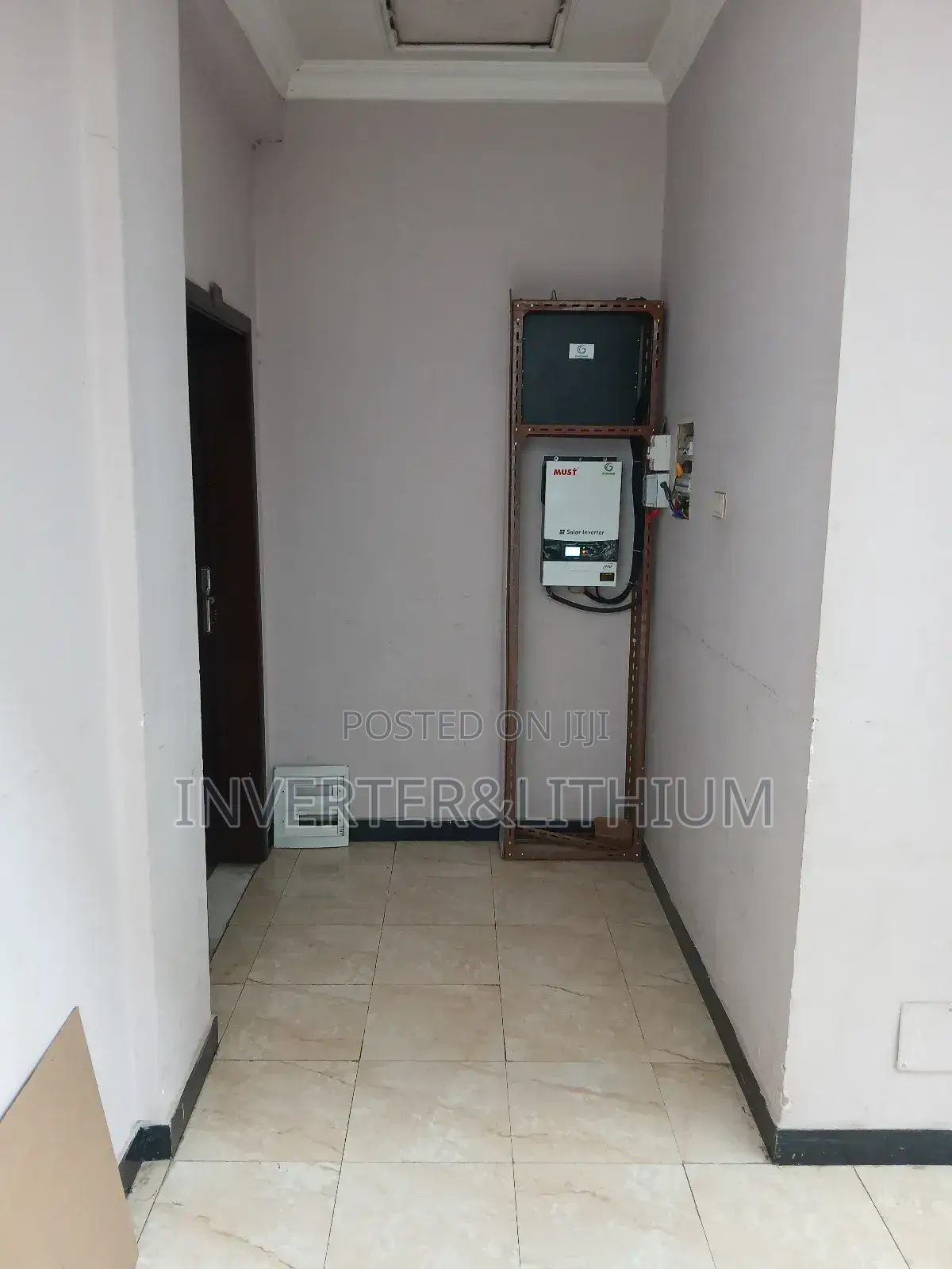 ጀነሬተር (ድምጽ እና ጪስ አልባ መሆናቸዉ ለየት ያደርጋቸዋል)