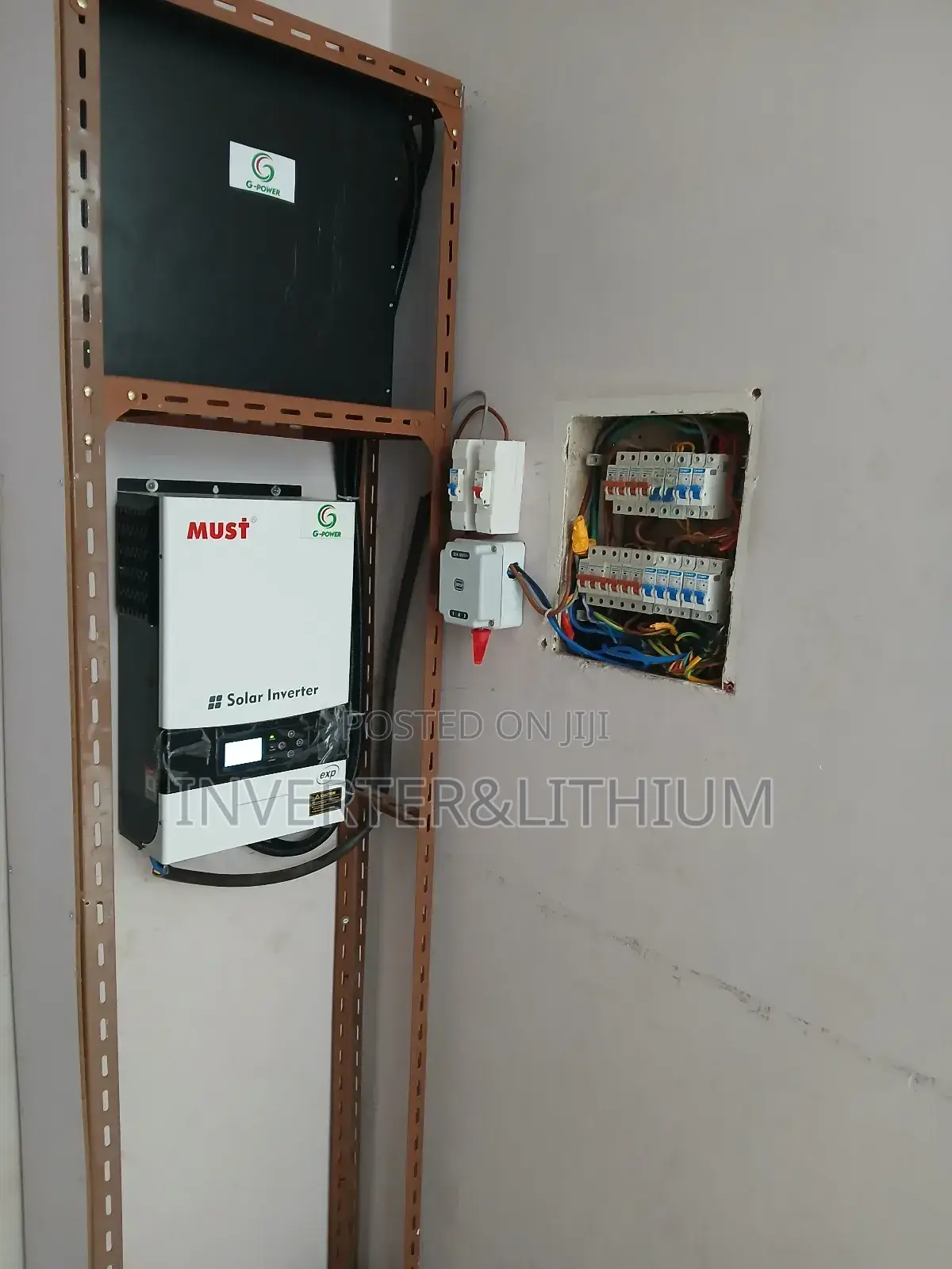 ጀነሬተር (ድምጽ እና ጪስ አልባ መሆናቸዉ ለየት ያደርጋቸዋል)