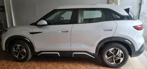 New BYD Song Plus 2024 Blue