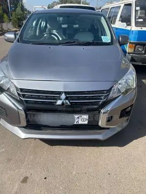 Photo - New Mitsubishi Attrage 2023 Gray