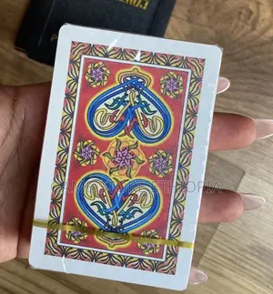 Vegas Kings Plastic Playing Cards Washable ኦርጅናል የፕላስቲክ ካርታ