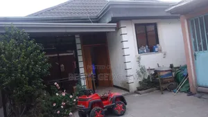 Photo - 3bdrm Villa in Wosen, Luxury Villa, Yeka for sale